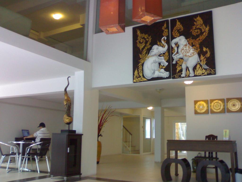 The Boss'S Place Sathorn Bangkok Exterior foto